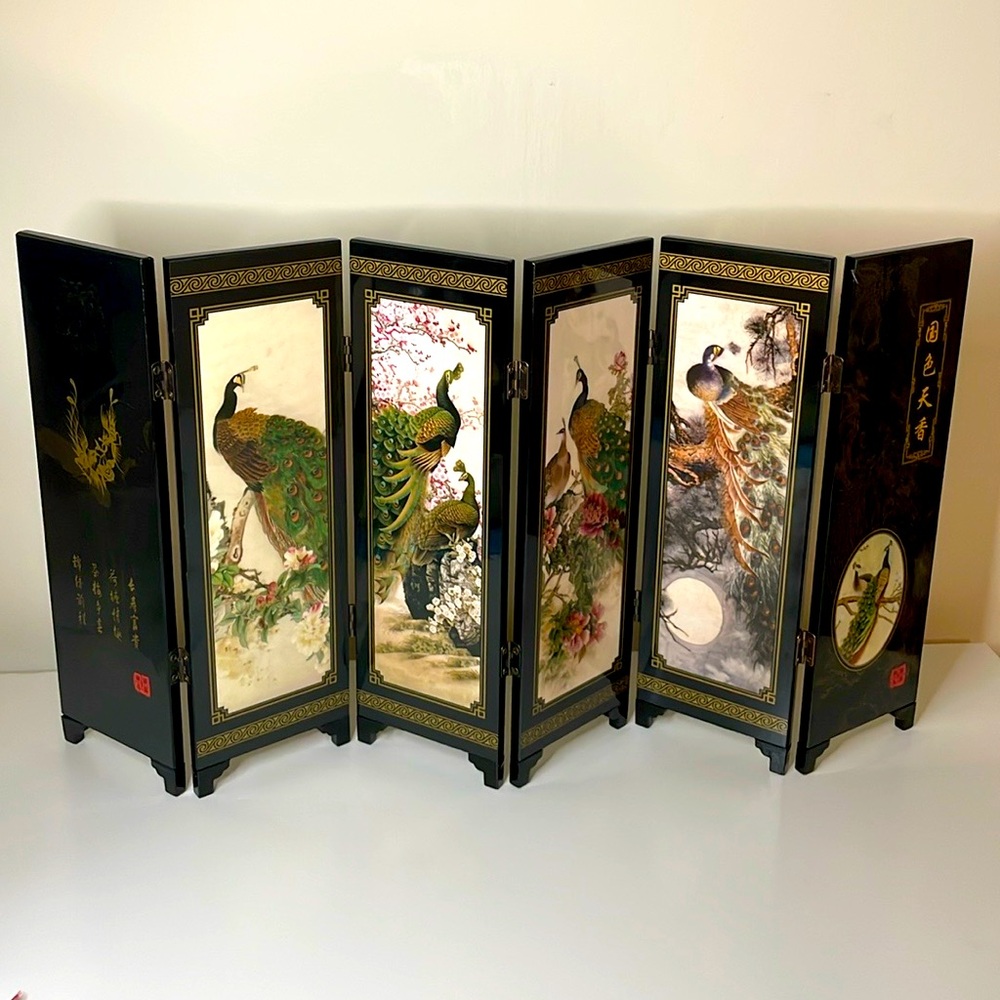 Beautiful Peacocks Table Folding Screen Decoration